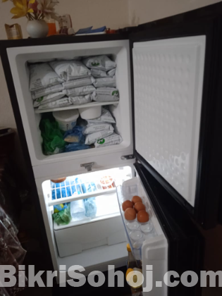 Walton fridge 129 ltr